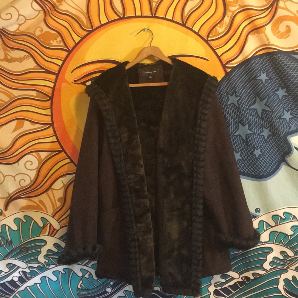Jones of N.Y winter coat. Faux fur lined XL